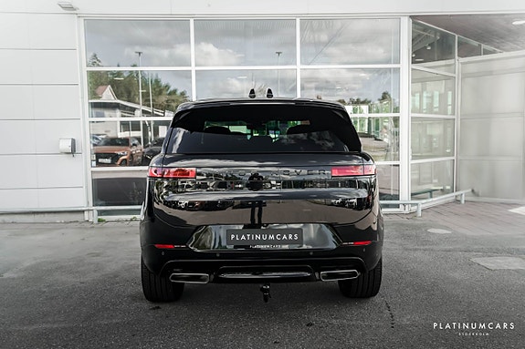 Land Rover Range Rover Sport 4 of 20