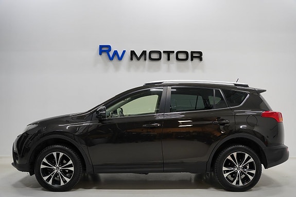 Toyota RAV4 3 of 23