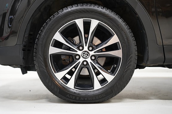 Toyota RAV4 5 of 23