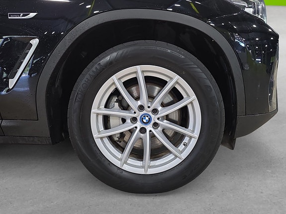 BMW X3 8 of 24