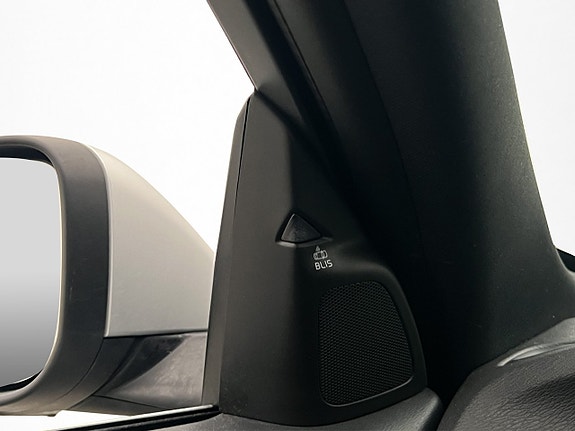 Volvo V60 9 of 30