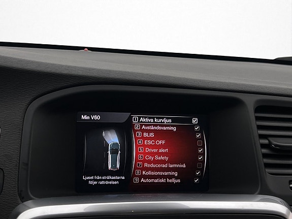 Volvo V60 17 of 30