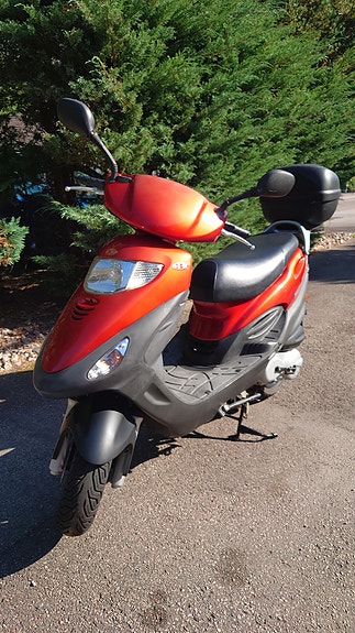 Kymco Movie 150 2 of 12