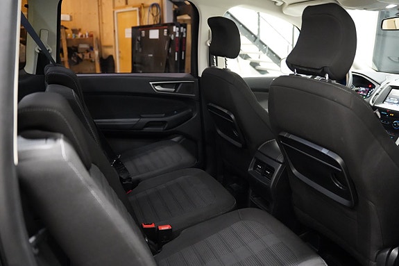 Ford Galaxy 15 of 17