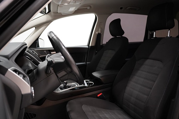 Ford Galaxy 6 of 17