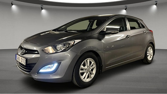 Hyundai i30 2 of 8