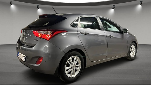 Hyundai i30 3 of 8