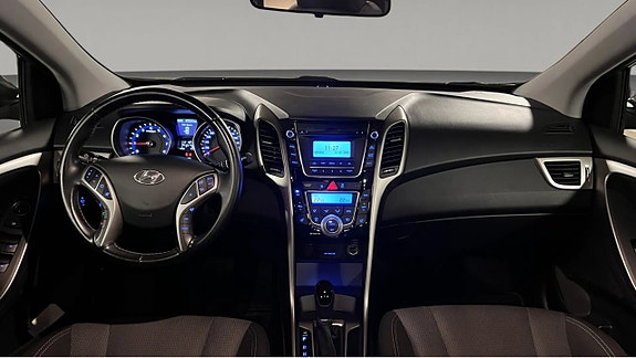 Hyundai i30 6 of 8
