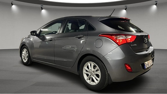 Hyundai i30 4 of 8