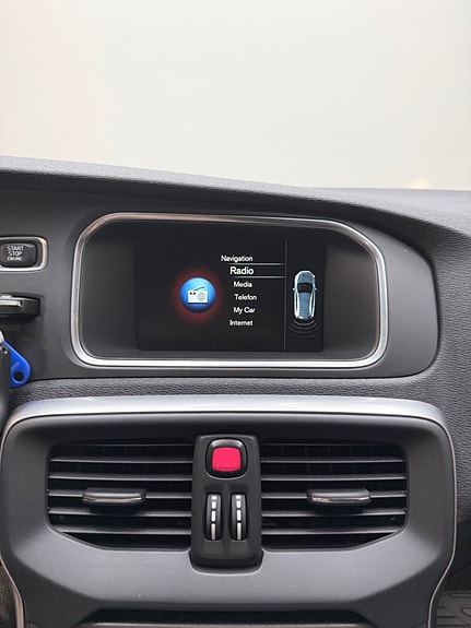 Volvo V40 Cross Country 11 of 11