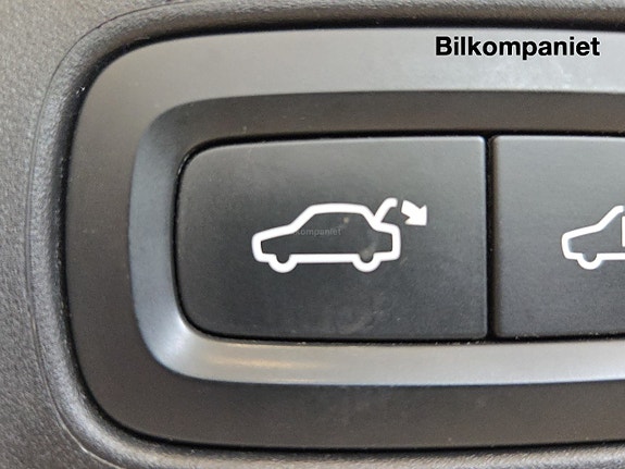 Volvo V90 Cross Country 14 of 16