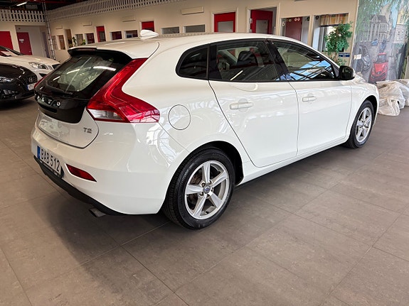 Volvo V40 5 of 12