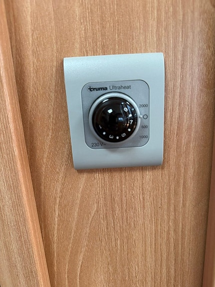 Knaus SÜDWIND 590 FUS 11 of 12
