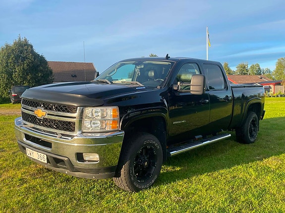 Chevrolet Silverado 2500 4 of 13