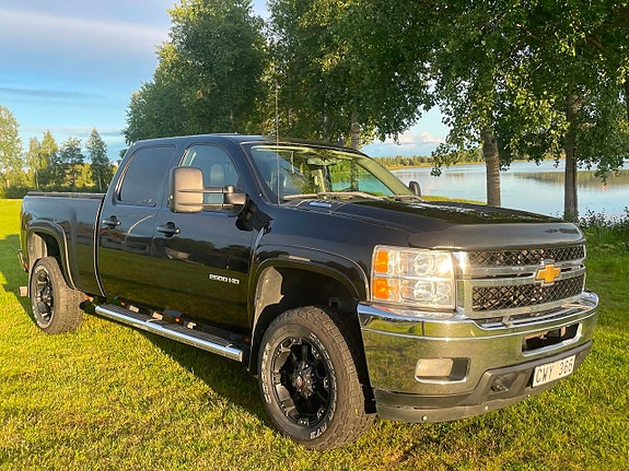 Chevrolet Silverado 2500 5 of 13