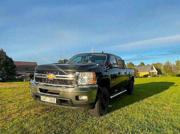 Chevrolet Silverado 2500 9 of 13