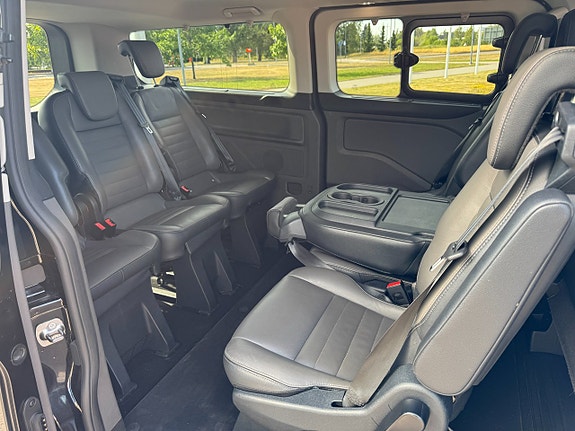 Ford Custom Tourneo 12 of 14