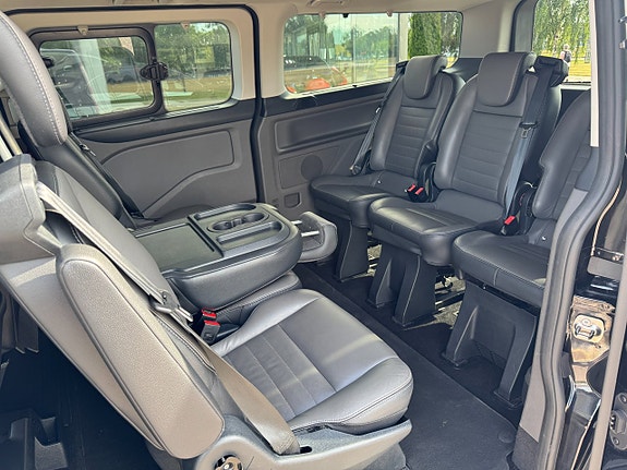 Ford Custom Tourneo 11 of 14