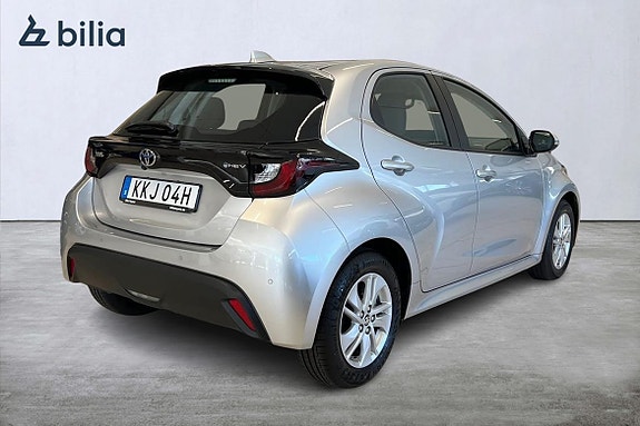 Toyota Yaris 19 of 21