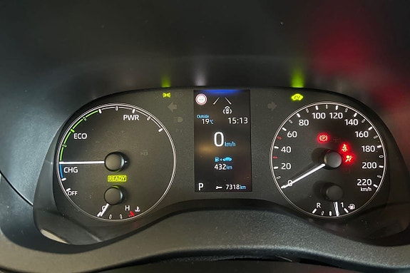 Toyota Yaris 16 of 21