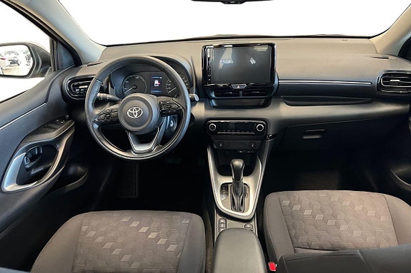Toyota Yaris 9 of 21