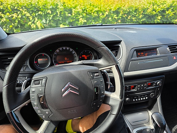 Citroen C5 5 of 6
