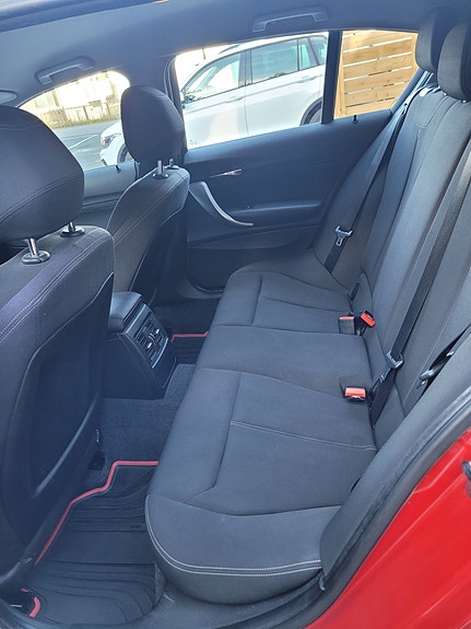 BMW 118d 17 of 20