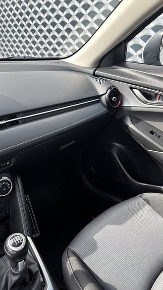 Mazda CX-3 13 of 20