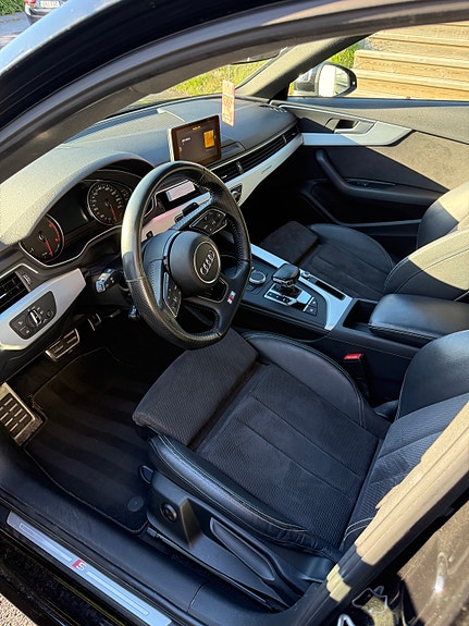 Audi A4 3 of 4