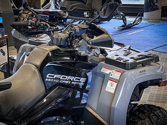 CFMOTO Cforce 850 XC Grey Edition 2 of 3