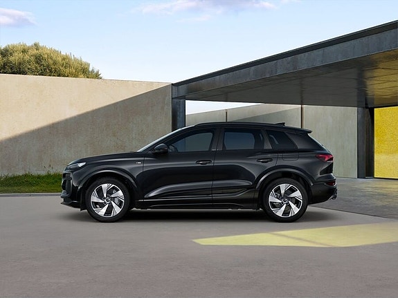 Audi Q6 e-tron 5 of 11
