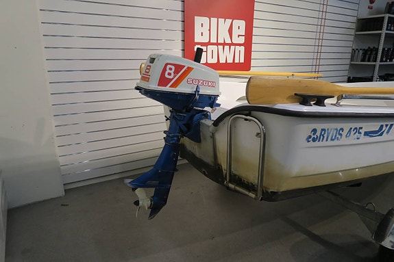 Ryds 425 med 30-trailer och Suzuki 8hk 3 of 6