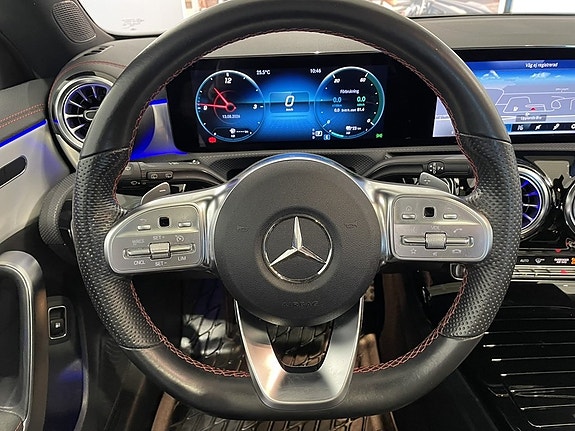 Mercedes-Benz CLA250 e 21 of 27