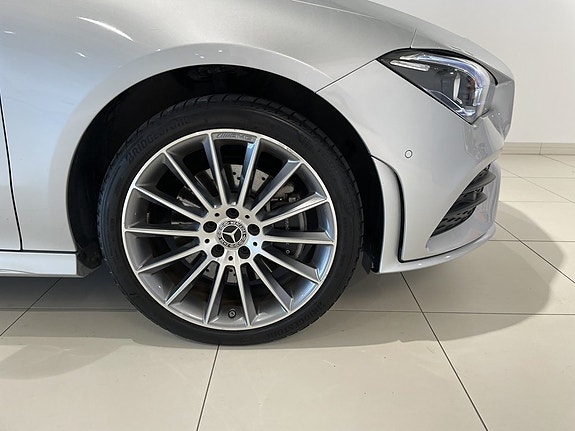 Mercedes-Benz CLA250 e 6 of 27