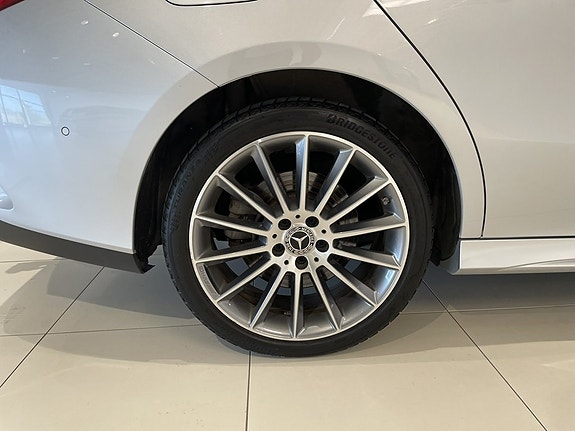 Mercedes-Benz CLA250 e 7 of 27