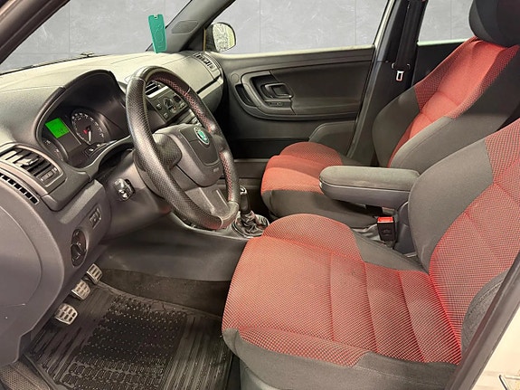 Skoda Fabia 13 of 15