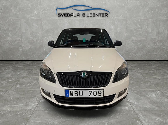 Skoda Fabia 2 of 15