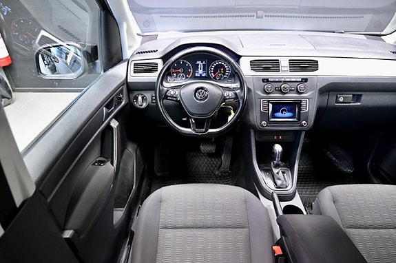 Volkswagen Caddy Maxi 15 of 22