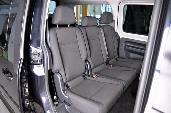 Volkswagen Caddy Maxi 10 of 22