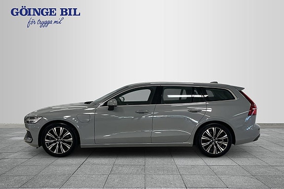 Volvo V60 3 of 16