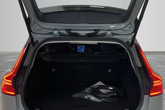 Volvo V60 14 of 16