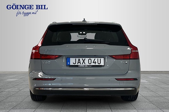 Volvo V60 10 of 16