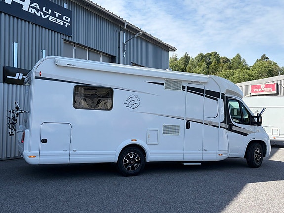 Knaus R16 TI 700 Queensbed 2900mil Scandinavian Selection Alde 3 of 30