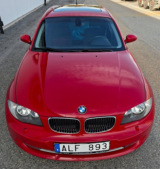 BMW 116i 3 of 19