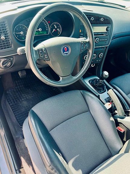 Saab 9-3 5 of 7