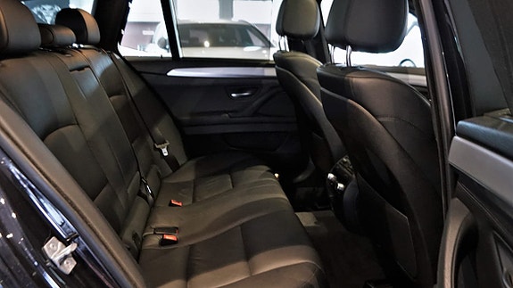 BMW 530d 16 of 18
