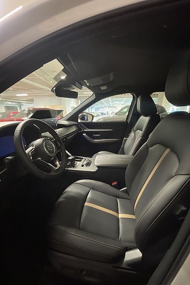 Mazda CX-60 9 of 11
