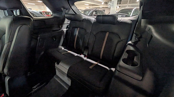 Mazda CX-80 8 of 9