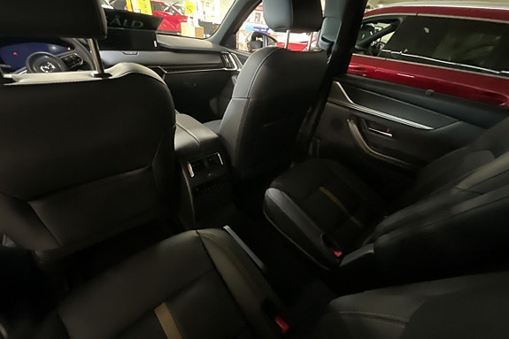 Mazda CX-80 13 of 13