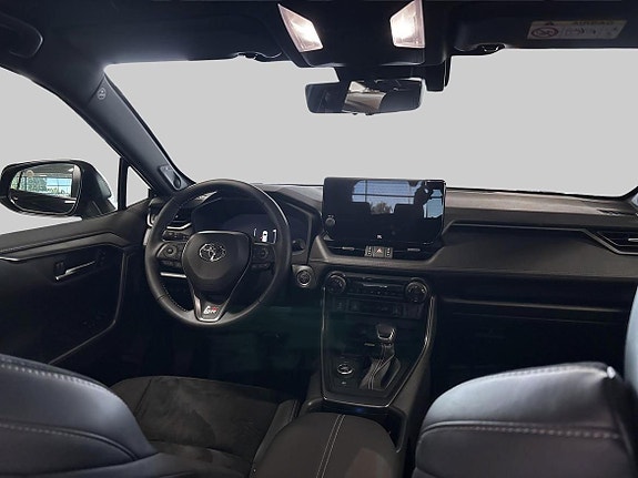 Toyota RAV4 11 of 18